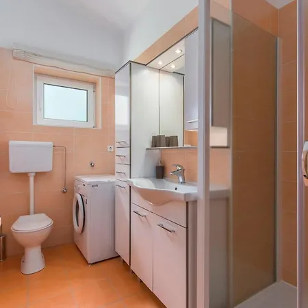 Pensionat Gorgeous With Shared Heated Pool 4*