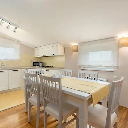 Gorgeous With Shared Heated Pool