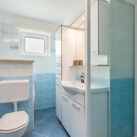 Gorgeous With Shared Heated Pool Gasthuis Musalez