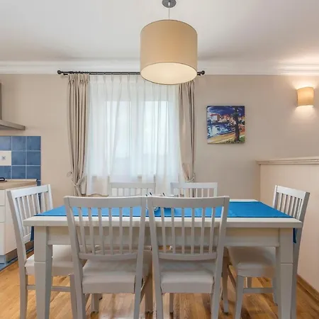 Gorgeous With Shared Heated Pool 4* Musalez